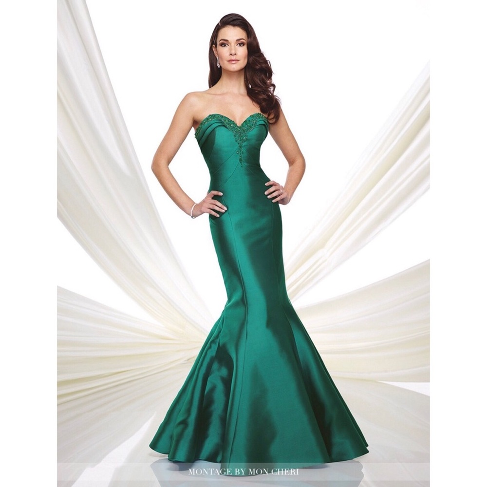 BLACK Mon Cheri Gown (Classic Style)